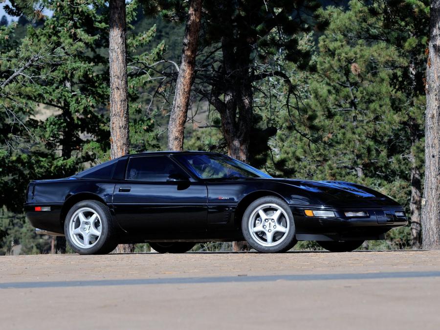  Chevrolet Corvette ZR1 Coupe 1991 года  (фото 20 из 32)